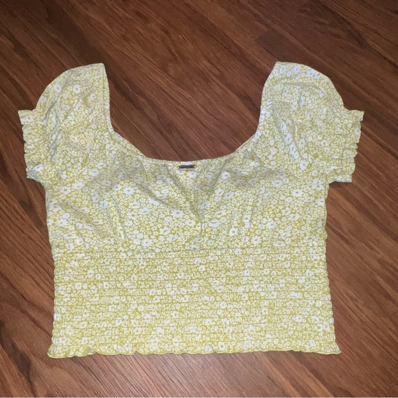 💚NWOT BILLABONG CROP TOP - Picture 2 of 3
